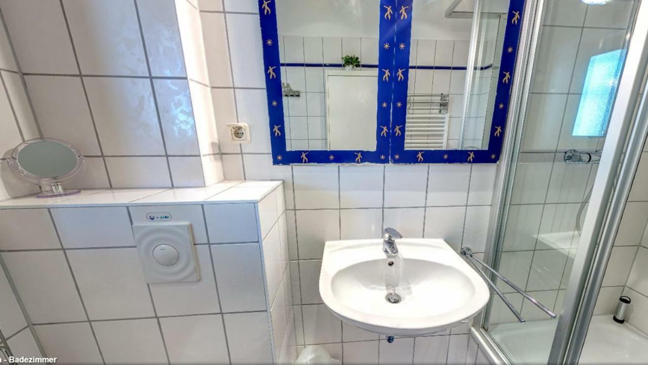 Apartment Carola - 100 M Zum